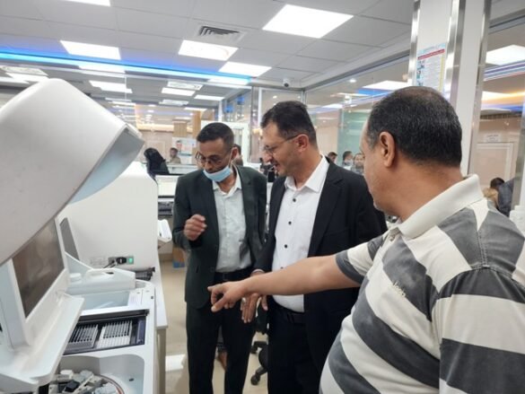 مدير مكتب الصحة بذمار يزور مستفى الريادة