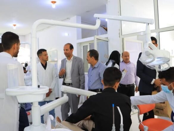 رئيس جامعة الناصر في زيارة تفقدية لكلية طب الأسنان