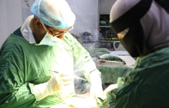 عملية جراحية معقدة بمستشفى سيبلاس لفتاة في ربيعها ال ١٦ تكللت بالنجاح على يد البروفيسور البصيلي