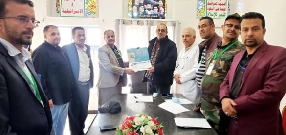 المستشفى الأهلي الحديث يكرّم الأستاذ/ عبدالله العريفي تقديراً لعطائه وتميّزه